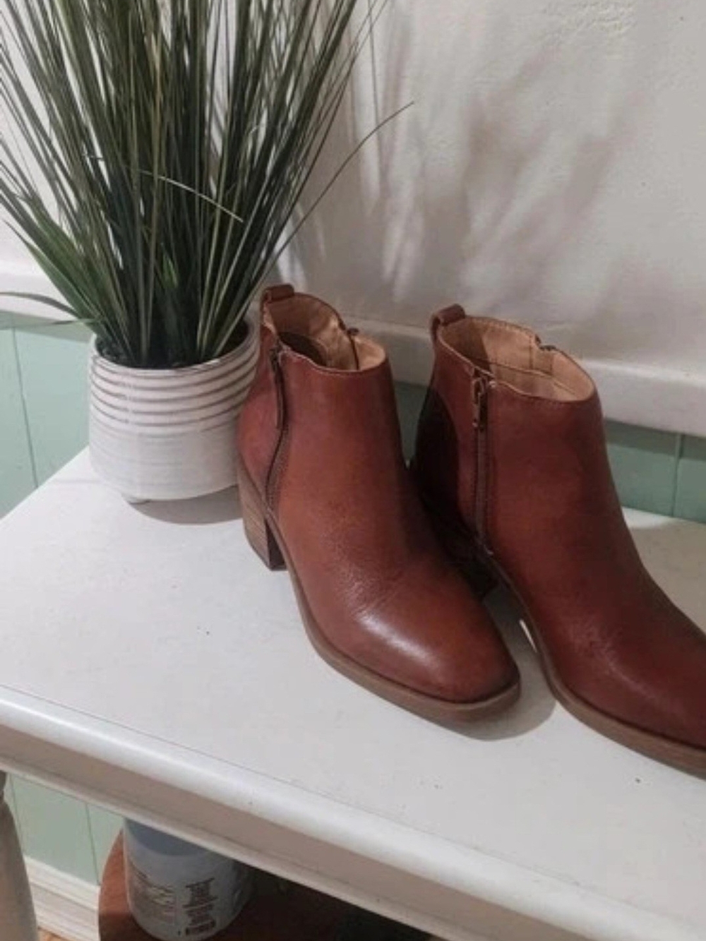 Crown Vintage Brown Leather Ankle Booties with Side Zip